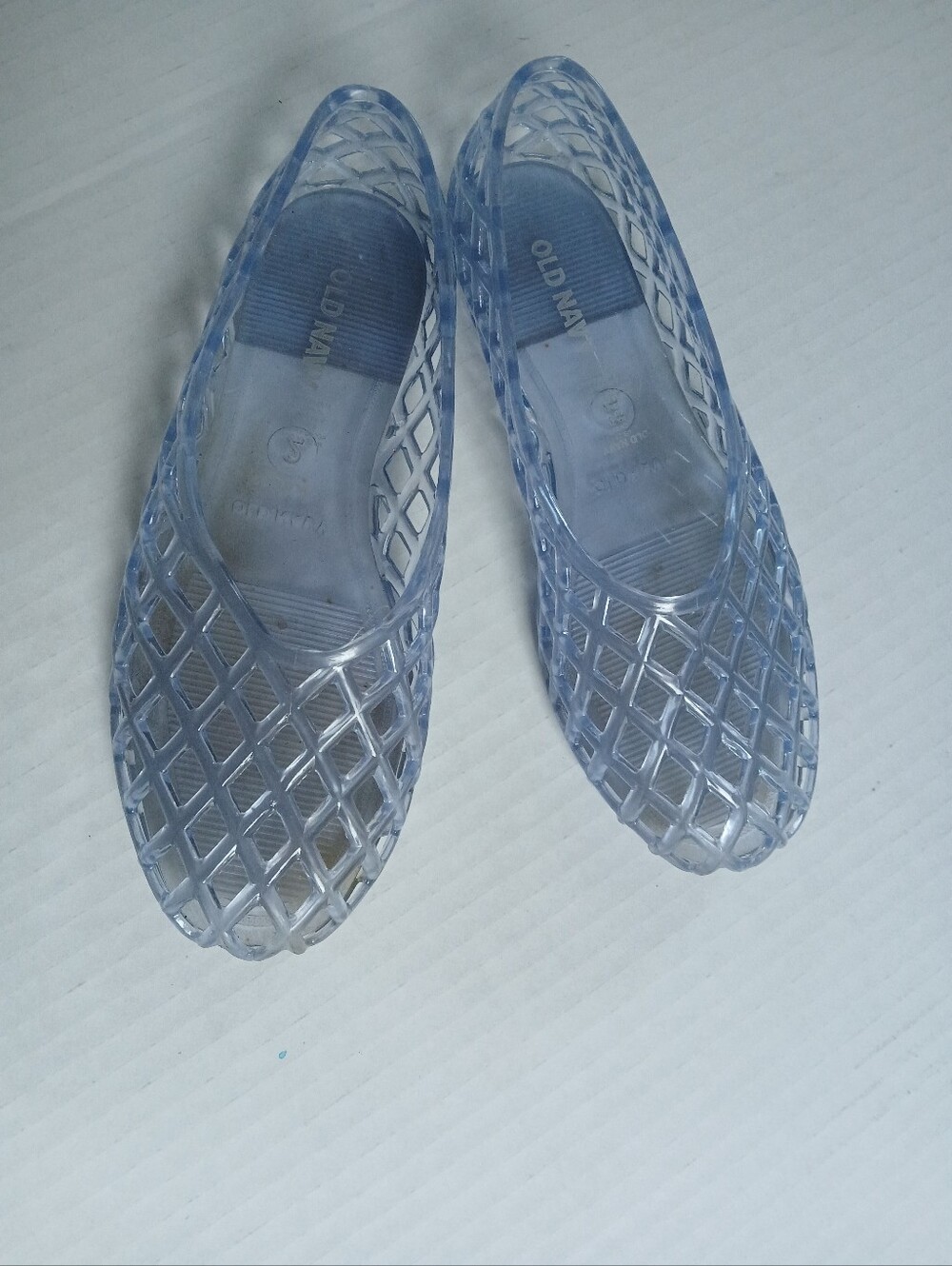 Old Navy Clear Jelly Flats - Girls Transparent Blue( Size 2)